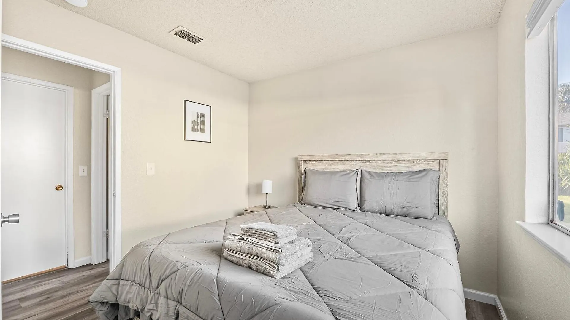 Peaceful And Quiet 4 Bedroom House With Garage 새크라멘토